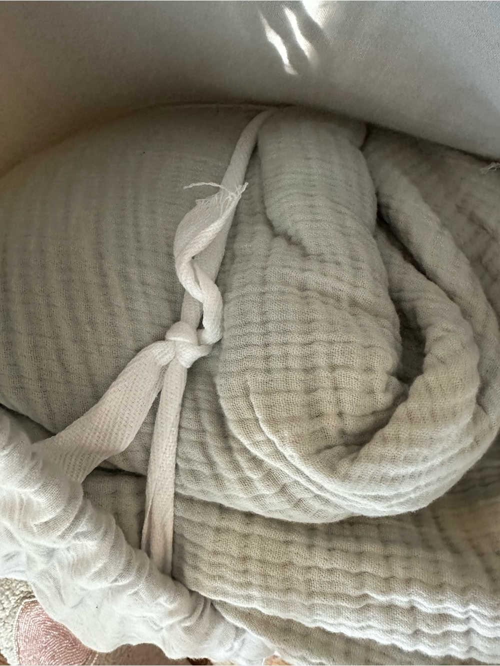 QUINCE Organic Airy Gauze Duvet Cover in Mist Buttons Full/Queen - NWOT - Picture 3 of 5
